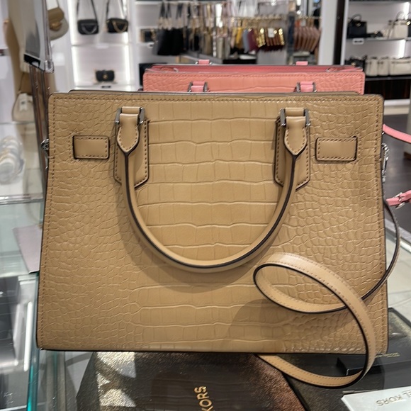 MICHAEL KORS HAMILTON MEDIUM SATCHEL 
 COLOR: Camel
NWT - Picture 7 of 16